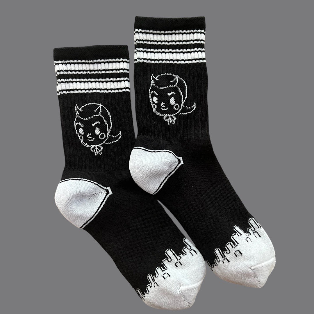 Inverse colorless socks